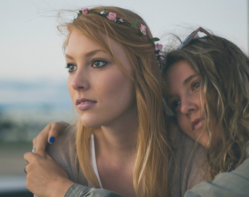 Woman Sisters Siblings Friends Best Friends Girls